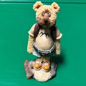 Charming vintage Tan and Brown Bear